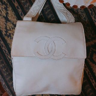 シャネル(CHANEL)の🎵確実正規品🎵CHANELラムスキンリュック☺(リュック/バックパック)