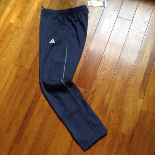 アディダス(adidas)の新品UＶカットadidas👖♩♩(カジュアルパンツ)