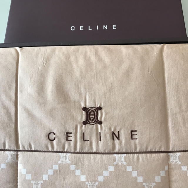 celine(セリーヌ)の新品未使用★セリーヌ★肌掛けふとん インテリア/住まい/日用品の寝具(布団)の商品写真