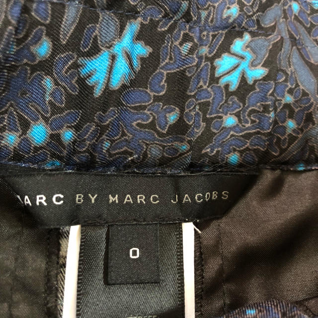 MARC BY MARC JACOBS(マークバイマークジェイコブス)のマークバイマークジェイコブス  パンツ レディースのパンツ(カジュアルパンツ)の商品写真