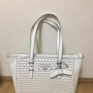 ゲス(GUESS)の大幅値下げ☆guess トートバック 新品 ホワイト (トートバッグ)