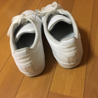 アディダス(adidas)のアディダススーパースター★23.5センチ★白(スニーカー)