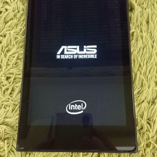 エイスース(ASUS)のASUS Memopad 7 ME572CL LTEモデル タブレット(タブレット)