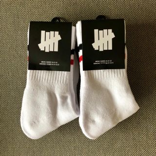 アンディフィーテッド(UNDEFEATED)の定価以下 Undefeated 靴下 1足のみ Sox supreme (ソックス)