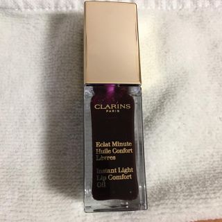 クラランス(CLARINS)のクラランス コンフォートリップオイル08 ブラックベリー(リップグロス)