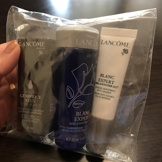 LANCOME(ランコム)のランコム☆ホワイトニング化粧水、美容液、目元美容液 コスメ/美容のスキンケア/基礎化粧品(化粧水/ローション)の商品写真