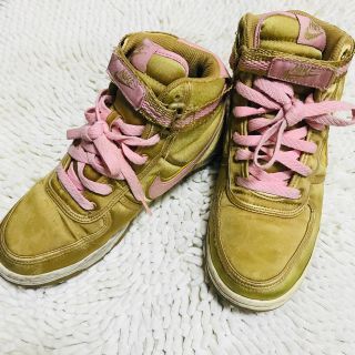 ナイキ(NIKE)のNIKE♡ゴールド×ピンク♡ハイカット(スニーカー)