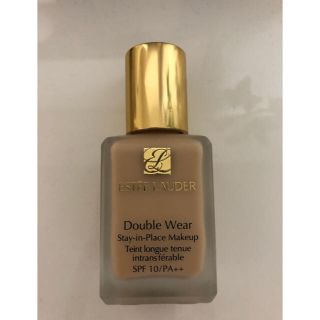 エスティローダー(Estee Lauder)のエスティローダー ダブルウェア 62 クールバニラ(ファンデーション)