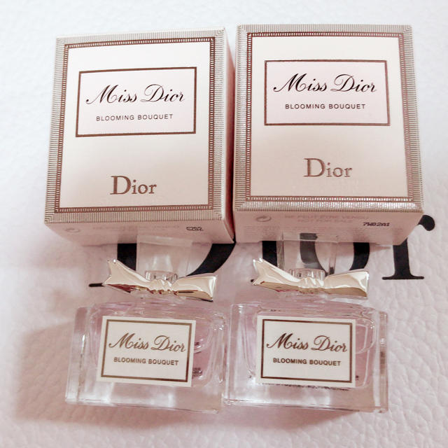 Christian Dior - 送料込ブルーミングブーケ二個セット新品の通販 by こん｜クリスチャンディオールならラクマ
