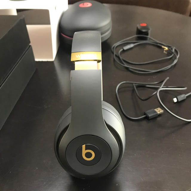 Beats by Dr Dre(ビーツバイドクタードレ)のbeats studio3 wireless スマホ/家電/カメラのオーディオ機器(ヘッドフォン/イヤフォン)の商品写真