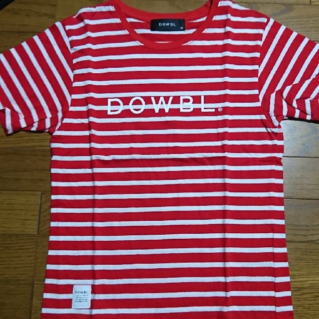 DOWBL(ダブル)のDOWBL　ダブル　tシャツ メンズのトップス(Tシャツ/カットソー(半袖/袖なし))の商品写真