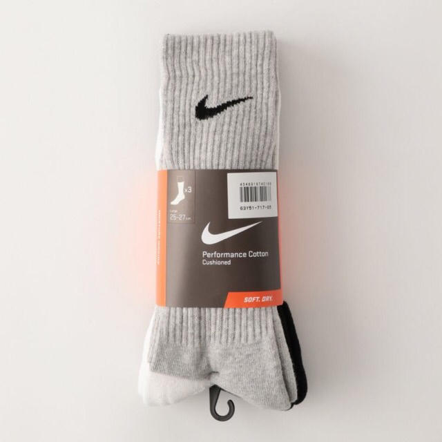 NIKE(ナイキ)の【新品】NIKE コットンクッションクルーソックス3P 3足セット マルチカラー メンズのレッグウェア(ソックス)の商品写真