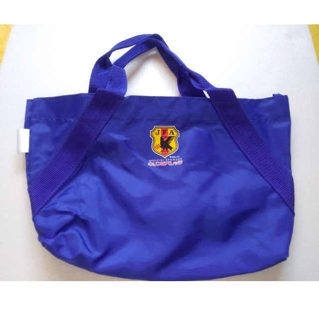 キリン(キリン)の未使用　SAMURAI BLUE 2006　サッカー　バック　JFA 　非売品 エンタメ/ホビーのコレクション(ノベルティグッズ)の商品写真