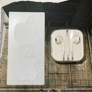 アップル(Apple)のiPhone イヤホン 純正+おまけ付き 正規品(ヘッドフォン/イヤフォン)