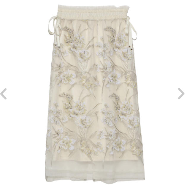 フラワー刺繍チュールタイトスカート