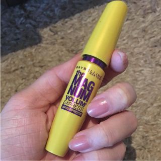 メイベリン(MAYBELLINE)のザ マグナム  マスカラ ブラウン(マスカラ)