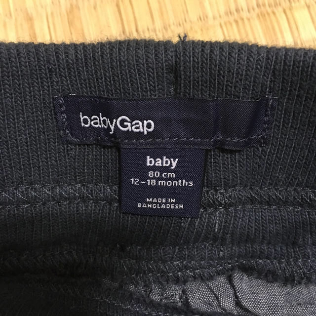 GAP(ギャップ)のギャップ 短パン 80センチ キッズ/ベビー/マタニティのベビー服(~85cm)(パンツ)の商品写真