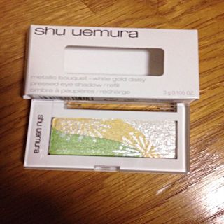 シュウウエムラ(shu uemura)の限定色☀︎シュウウエムラ メタリックブーケ ゴールドデイジー(アイシャドウ)