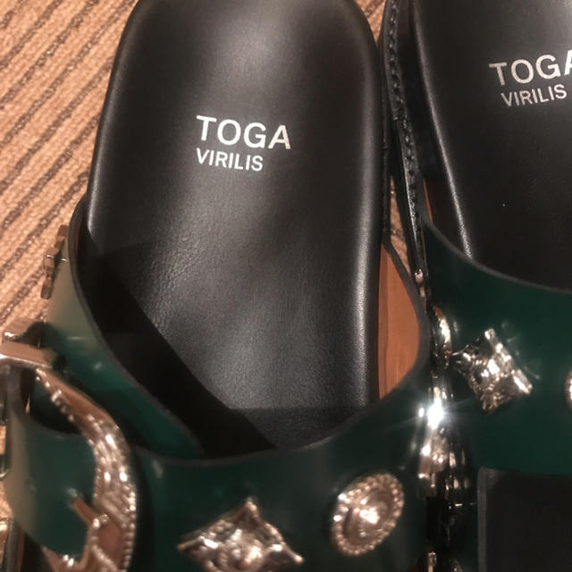 TOGA(トーガ)のTOGA 18ss スタッズサンダル 40 箱付き トーガ  メンズの靴/シューズ(サンダル)の商品写真