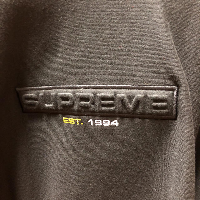 supreme パーカー