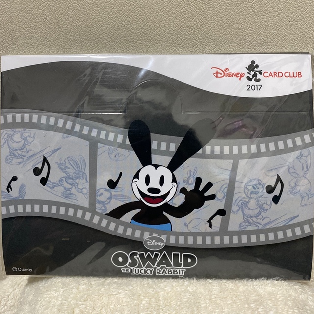 Disney(ディズニー)のディズニーJCBカード会員限定　オズワルドピンバッジ エンタメ/ホビーのアニメグッズ(バッジ/ピンバッジ)の商品写真