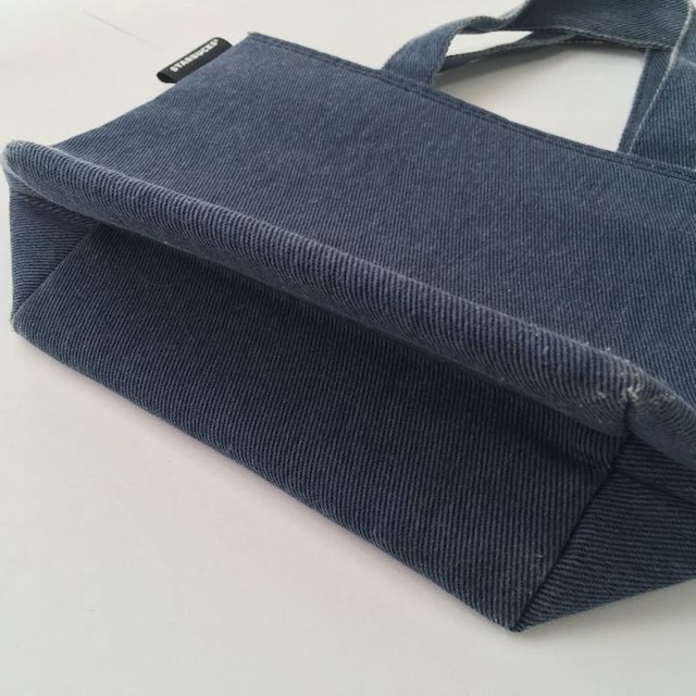 ２０１８年スターバックス福袋おべんとうサイズトートバック新品未使用品（ブルー） メンズのバッグ(その他)の商品写真