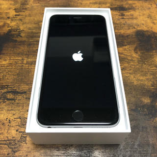 アイフォーン(iPhone)のiPhone6Plus 64GB スペースグレー au(スマートフォン本体)