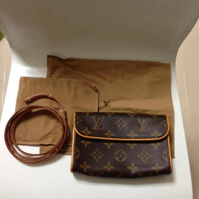 LOUIS VUITTON - ヴィトンのポシェット