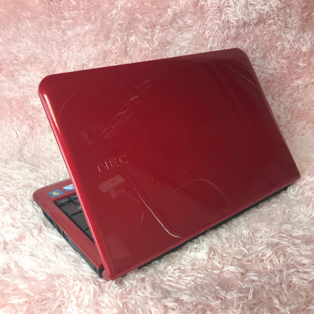 NEC(エヌイーシー)の値下げ❤️早い者勝ち❤️小型軽量❤️13インチA4ノート❤️人気のNECレッド スマホ/家電/カメラのPC/タブレット(ノートPC)の商品写真