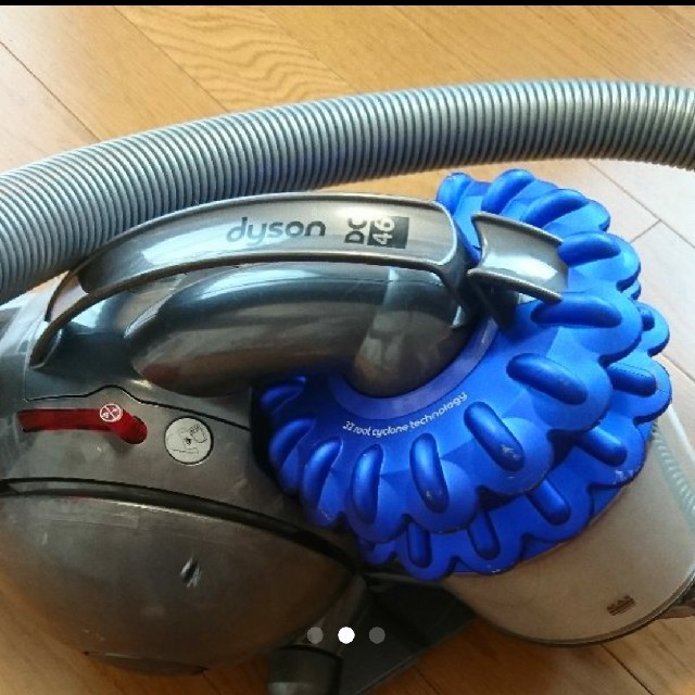 Dyson(ダイソン)のダイソン dyson DC46 スマホ/家電/カメラの生活家電(掃除機)の商品写真