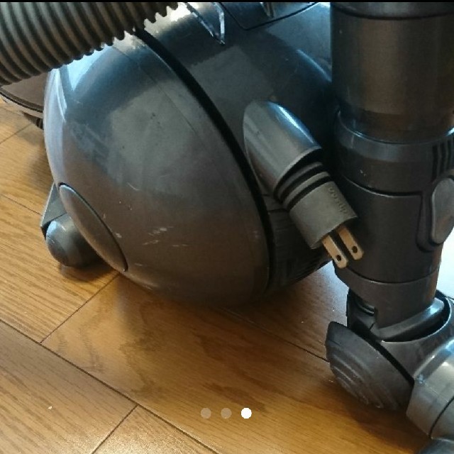 Dyson(ダイソン)のダイソン dyson DC46 スマホ/家電/カメラの生活家電(掃除機)の商品写真