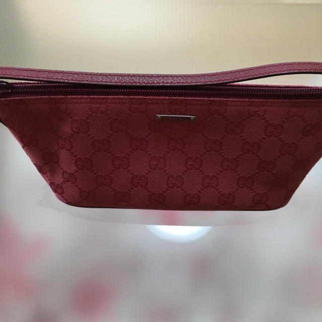 Gucci(グッチ)のGUCCI ポーチ レディースのファッション小物(ポーチ)の商品写真