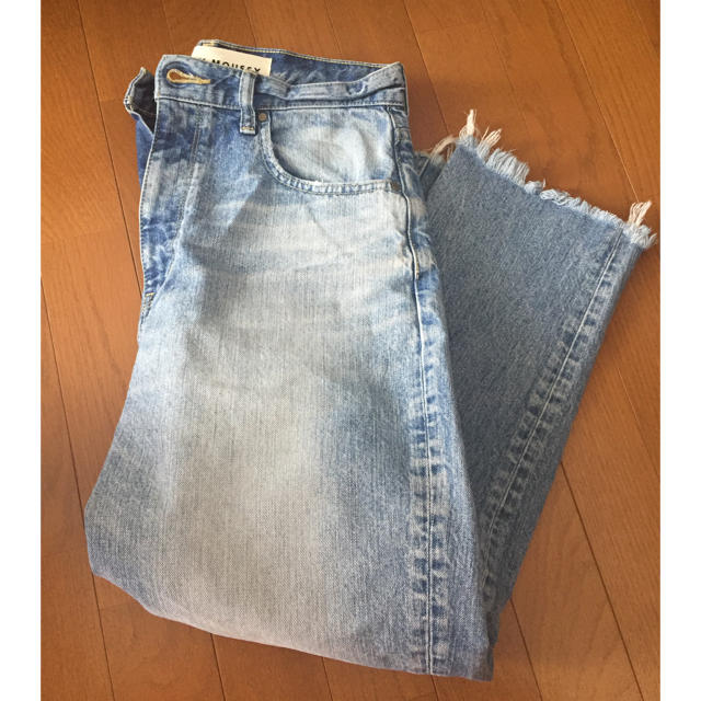 BLACK by moussy(ブラックバイマウジー)のCAW vintage denim 完売の26インチ レディースのパンツ(デニム/ジーンズ)の商品写真