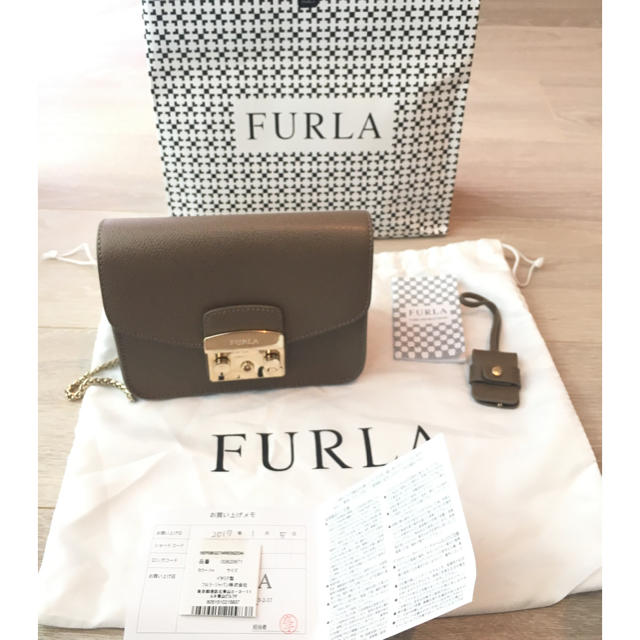 FURLA（フルラ)ショルダーバッグ