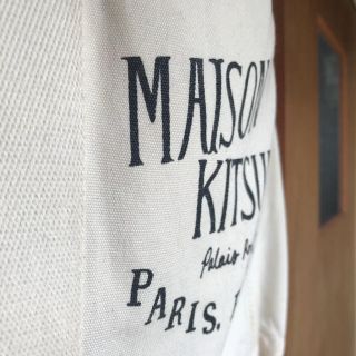 メゾンキツネ(MAISON KITSUNE')の【人気】メゾンキツネトートバック(トートバッグ)