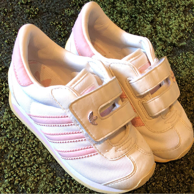 adidas(アディダス)のアディダス☆スニーカー＊14センチ キッズ/ベビー/マタニティのベビー靴/シューズ(~14cm)(スニーカー)の商品写真