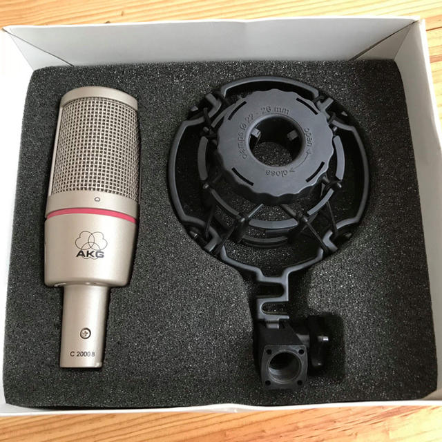 AKG C2000 B コンデンサーマイク AKG C2000 B コンデンサーマイク