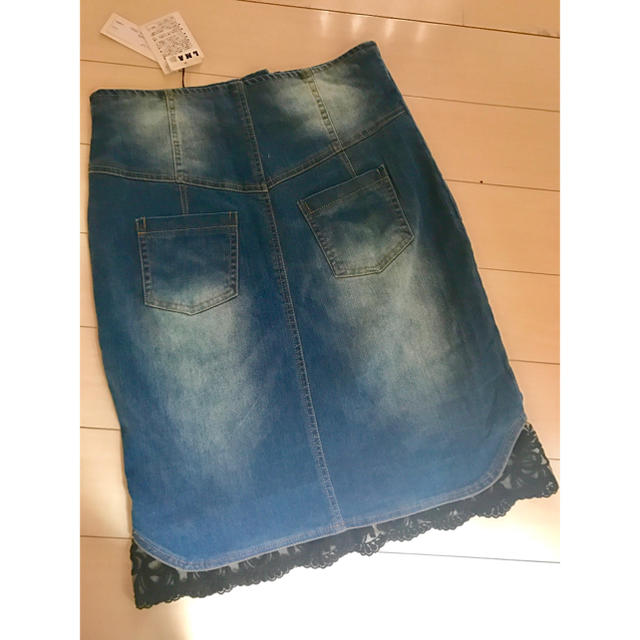 LAMIA(ラミア)の新品未使用♡ラミア♡ストレッチ レース付きデニムスカート レディースのスカート(ひざ丈スカート)の商品写真