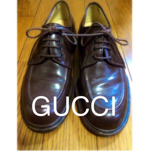 Gucci(グッチ)の〜値下げ中〜グッチローファー👞💫 レディースの靴/シューズ(ローファー/革靴)の商品写真