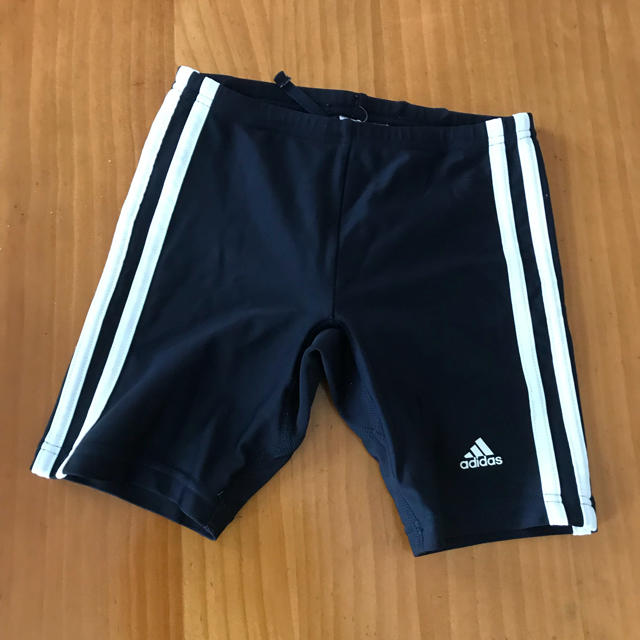 adidas(アディダス)のアディダス スクール水着 男子 130cm キッズ/ベビー/マタニティのキッズ服男の子用(90cm~)(水着)の商品写真