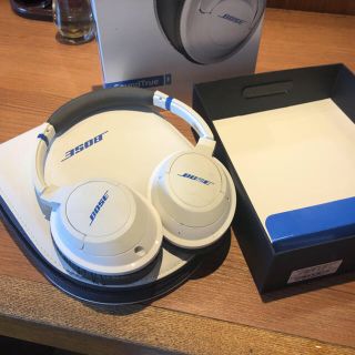 ボーズ(BOSE)のBOSEヘッドホン カラーホワイト/ブルー(ヘッドフォン/イヤフォン)