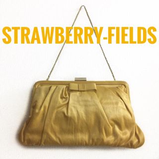 ストロベリーフィールズ(STRAWBERRY-FIELDS)のストロベリーフィールズ【美品】結婚式 クラッチバッグ サテン イエロー(クラッチバッグ)