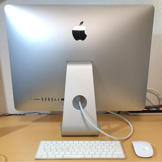 iMac 21.5-inch, Late 2015