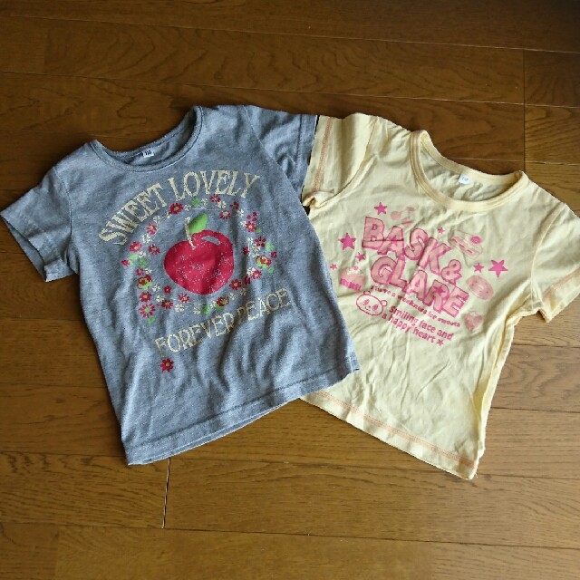 西松屋(ニシマツヤ)の女の子Tシャツ2枚 110 キッズ/ベビー/マタニティのキッズ服女の子用(90cm~)(Tシャツ/カットソー)の商品写真