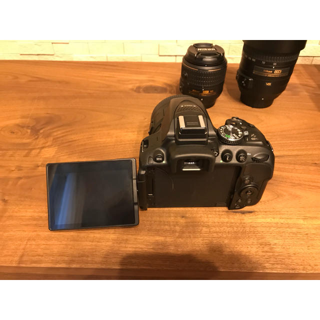 Nikon D5300 ダブルズームキット + 単焦点 カメラ 買い大阪 - 通販 ...