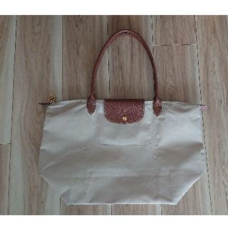 ロンシャン(LONGCHAMP)のLONGCHAMP ロンシャン ベージュ トート M(トートバッグ)