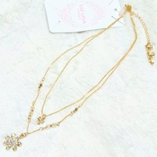 リズリサ(LIZ LISA)のLIZ LISA☆新品♪ビジューフラワー＆リボン＊ロゴ付き2重チェーンネックレス(ネックレス)