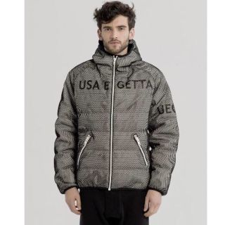 モンクレール(MONCLER)の新品UEGハイネックフーディーレイヤードメッシュタイベックボンバーブルゾンXS(ダウンジャケット)