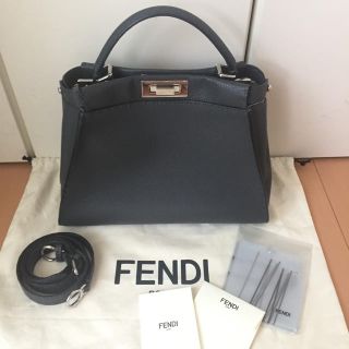 フェンディ(FENDI)の週末限定出品 セレリアピーカブー 極美品(ハンドバッグ)