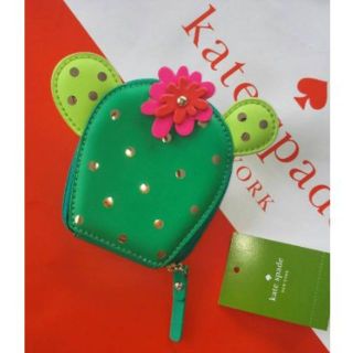 ケイトスペードニューヨーク(kate spade new york)の新作サボテンお花ピンク夏KATE SPADEコインケース姫系グリーンキラキラホロ(コインケース)